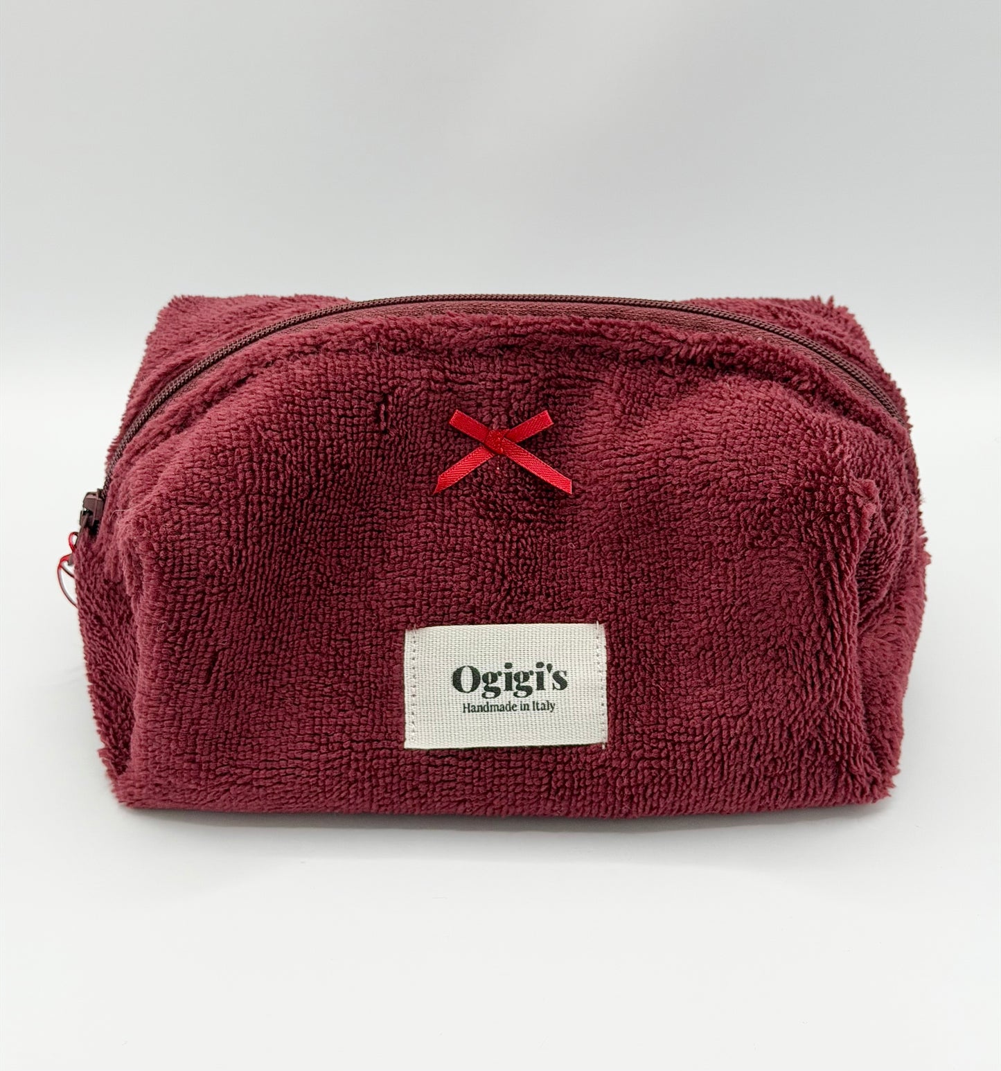 Teddy cherry red beauty case