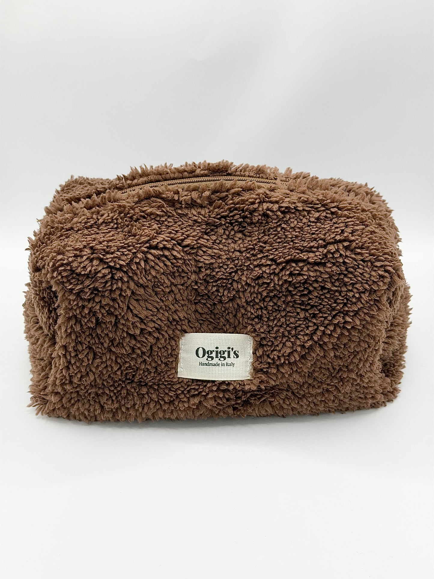 Chunky teddy beauty case