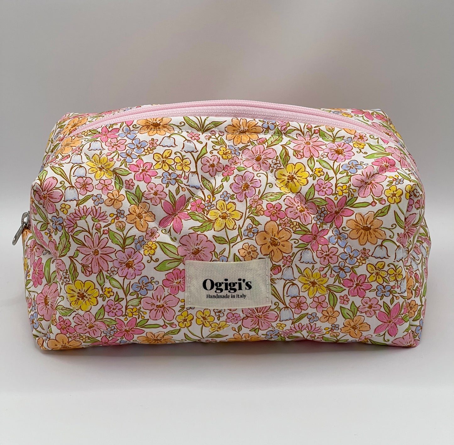Beauty case flower field