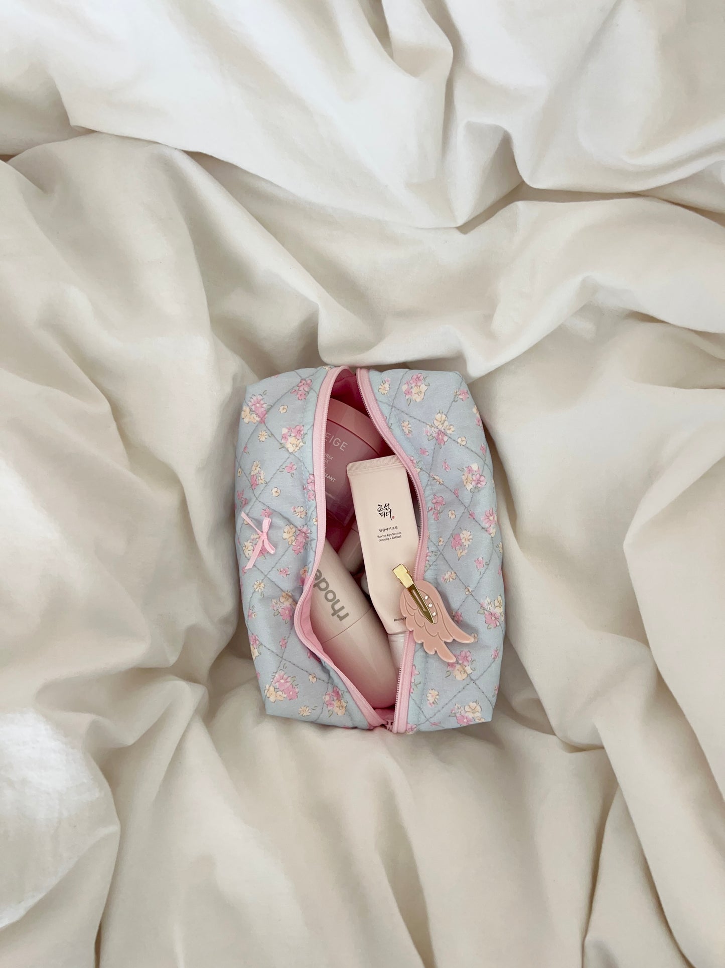 Beauty case flower time