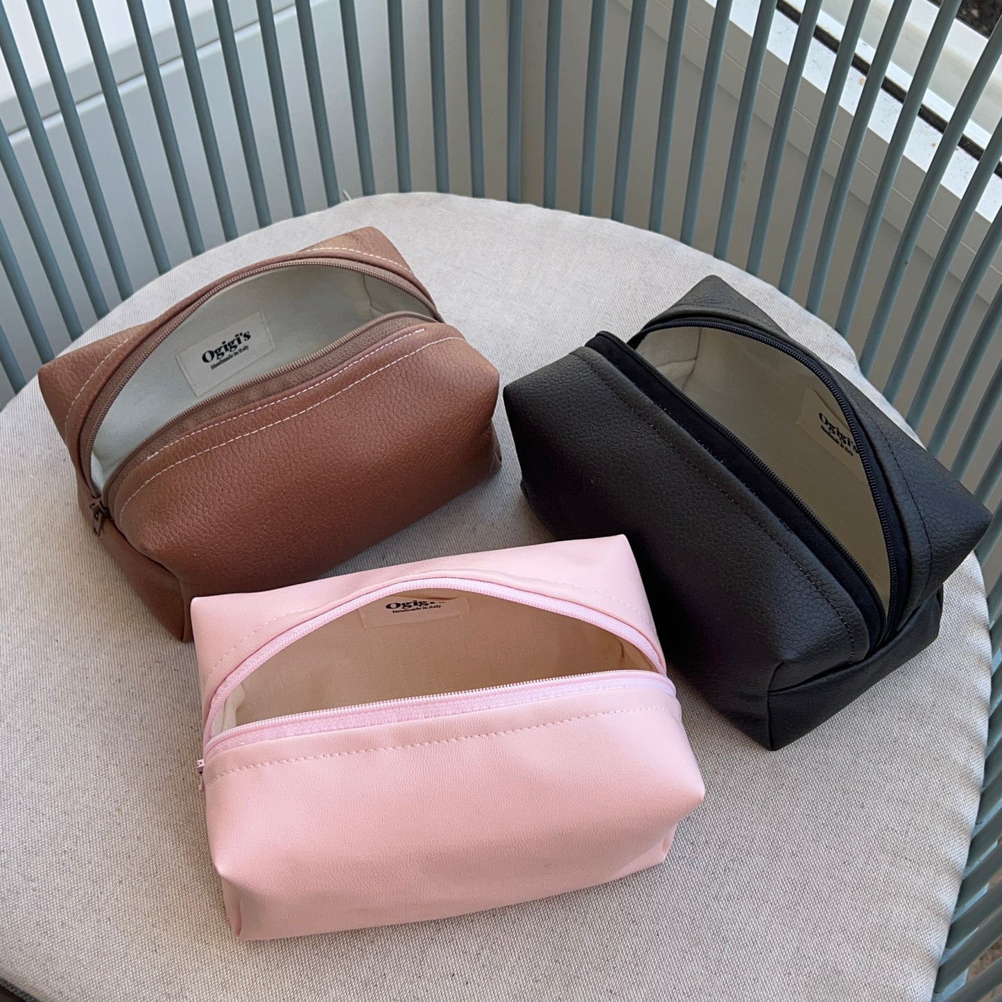 Beauty case vegan leather