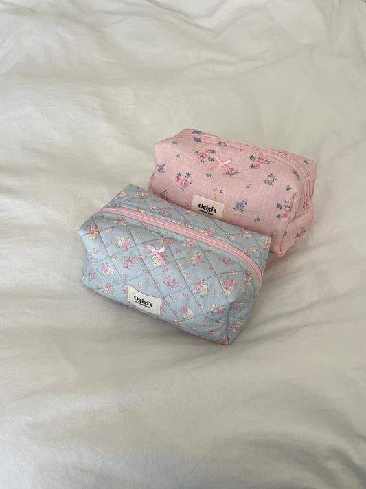 Beauty case flower time