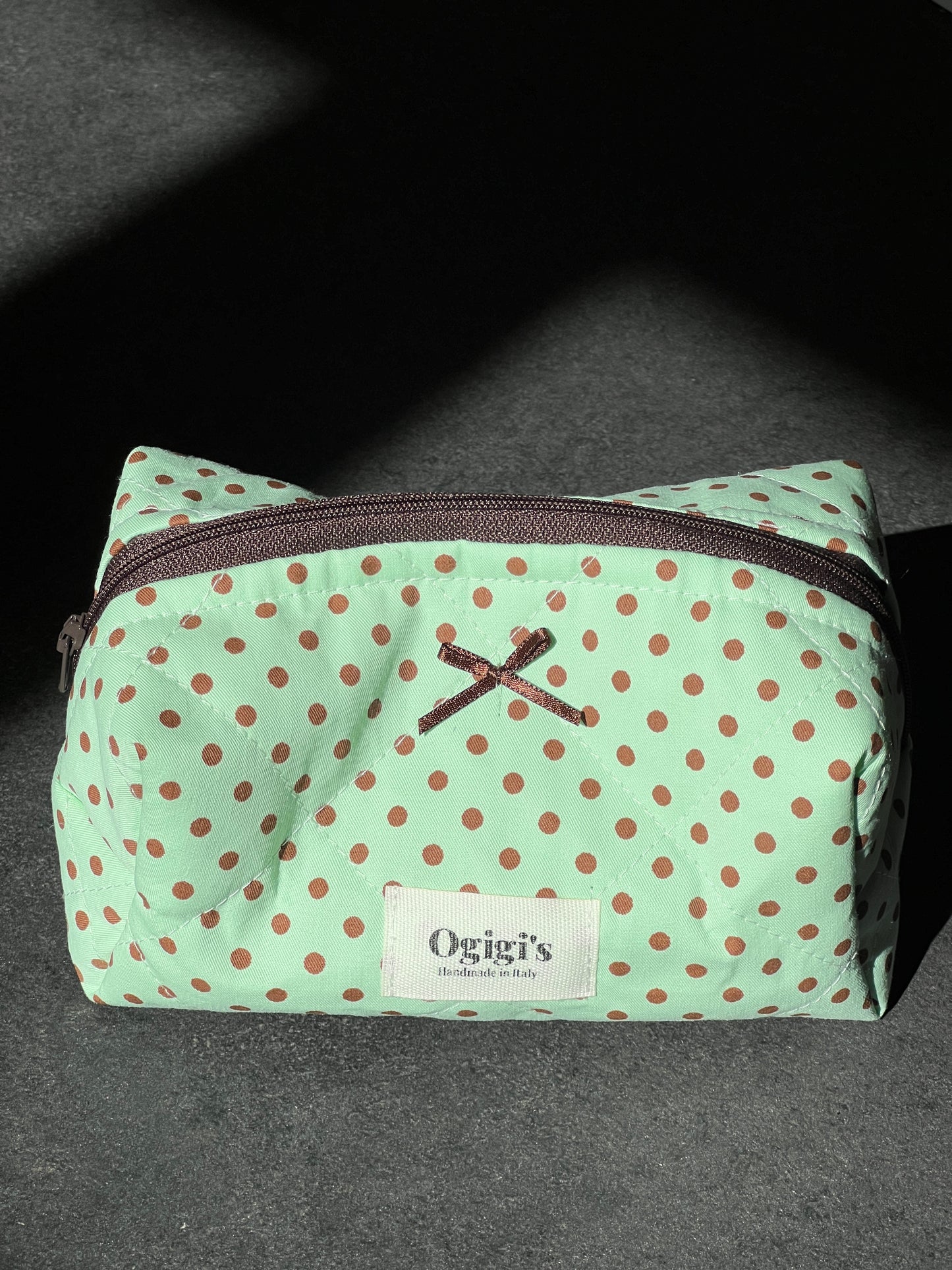 Beauty case dots