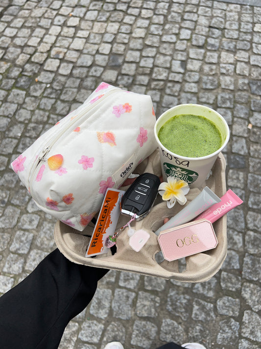 Beauty case holiday away