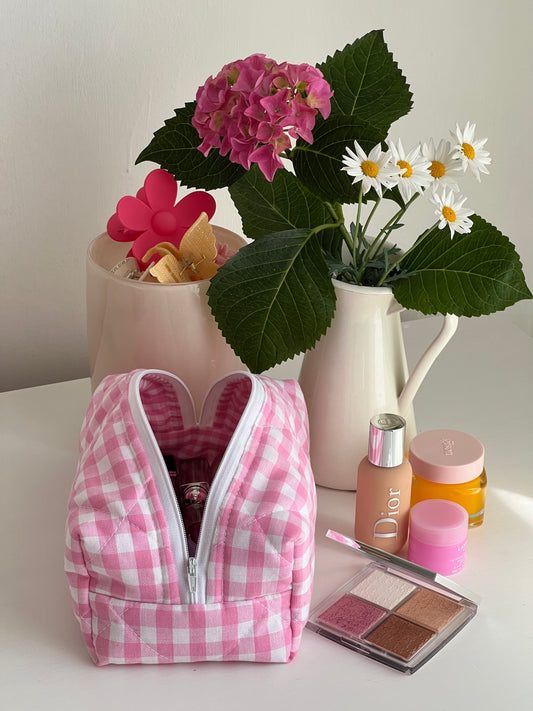 Pink gingham beauty case